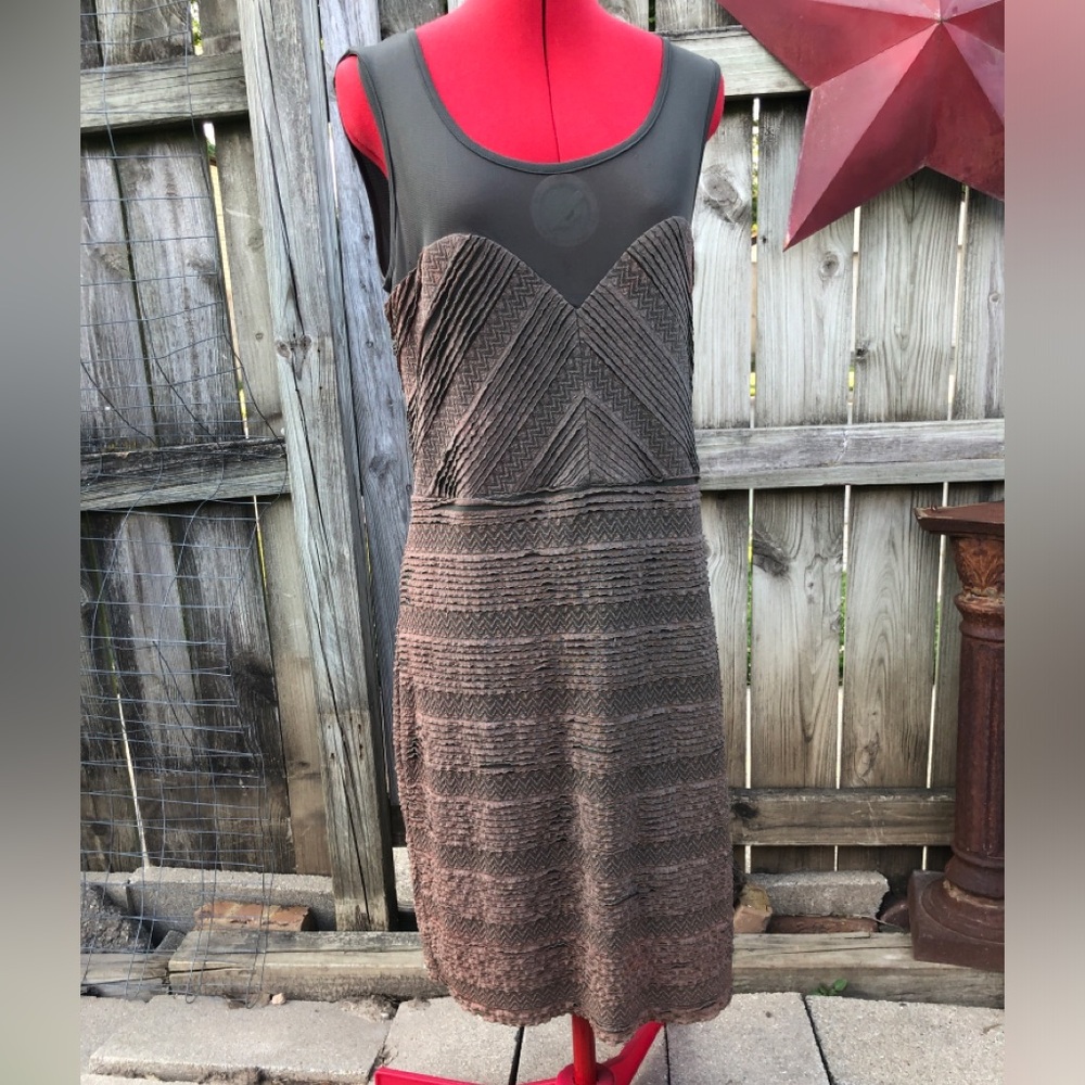 Z. Cavaricci Sleeveless Textured Knit Midi Dress in Green Brown size 1